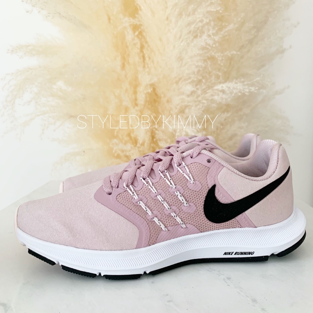 🌸 NIKE RUN SWIFT Sneakers Running Shoes NWT - Picture 8 of 11